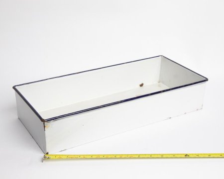 Tray Rectangular in Enamel 